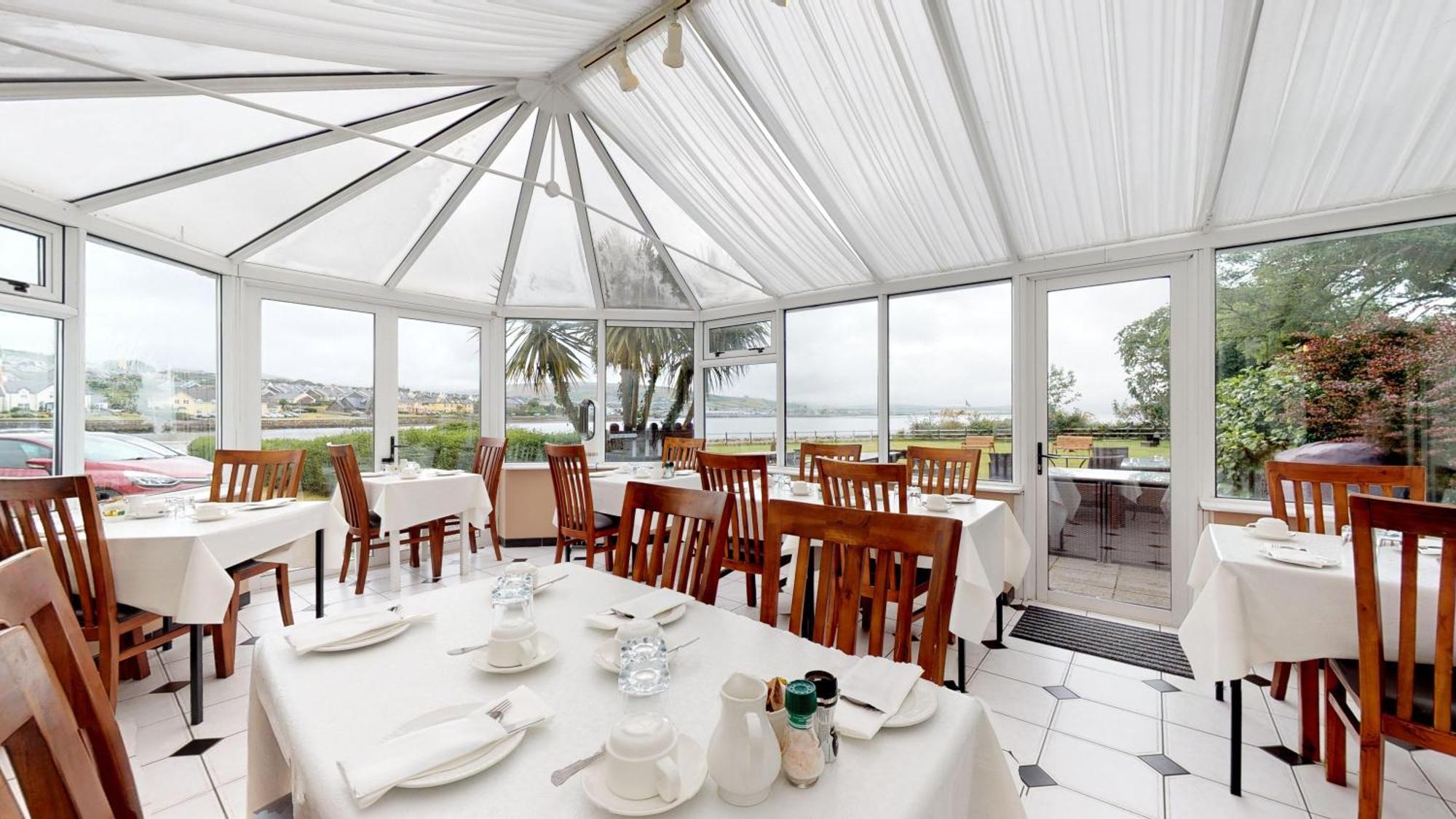 Milltown House Dingle Hotel Exterior foto